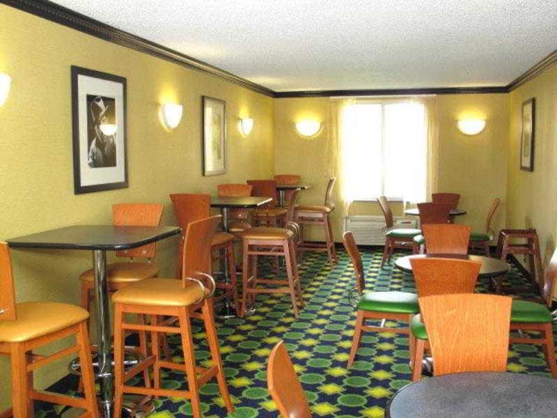 La Quinta Inn & Suites Tulsa Restoran gambar